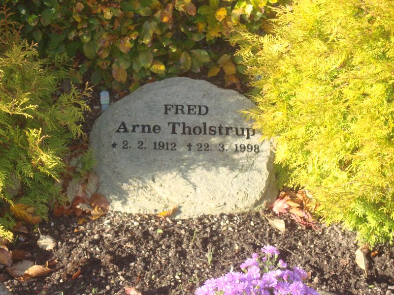 Arne Tholstrup.JPG